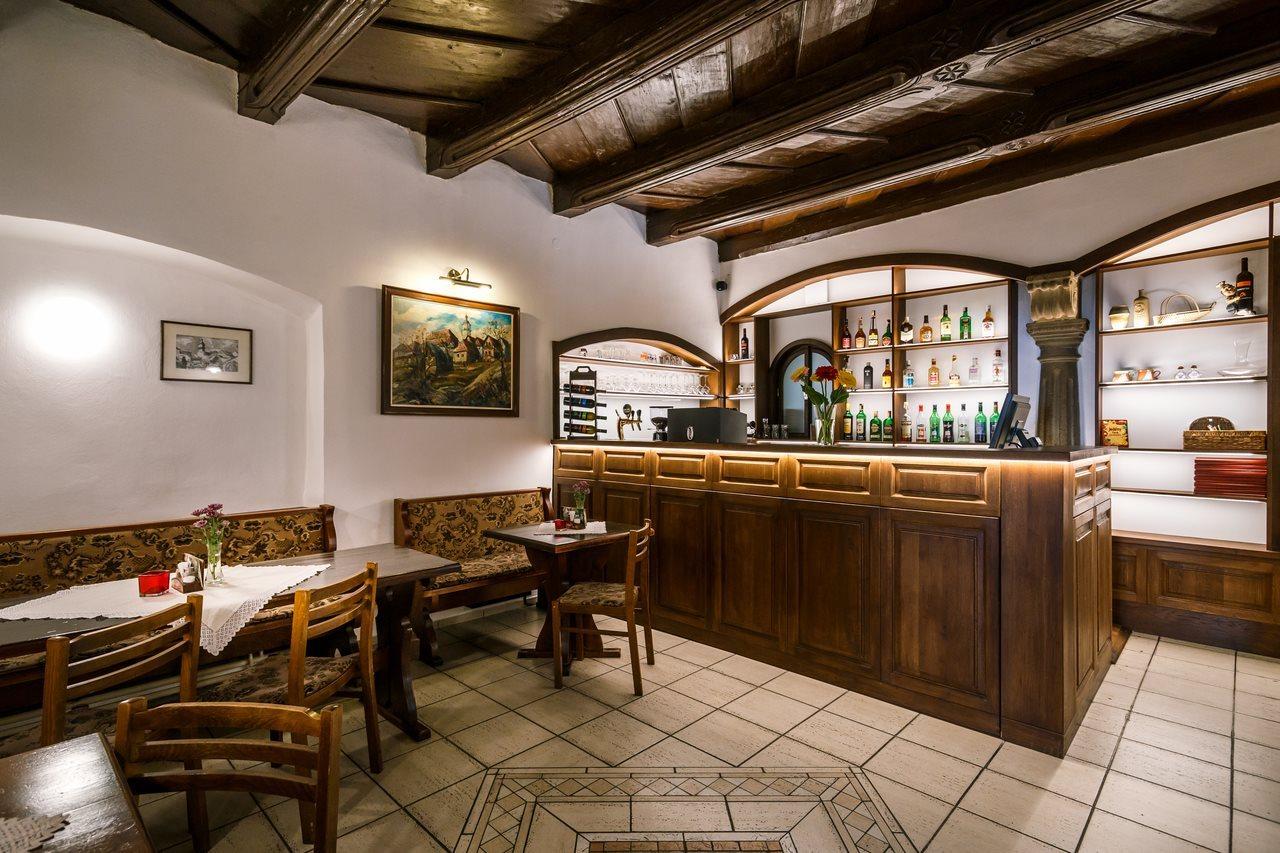 Penzion - Restaurant Atrium Poprád Kültér fotó