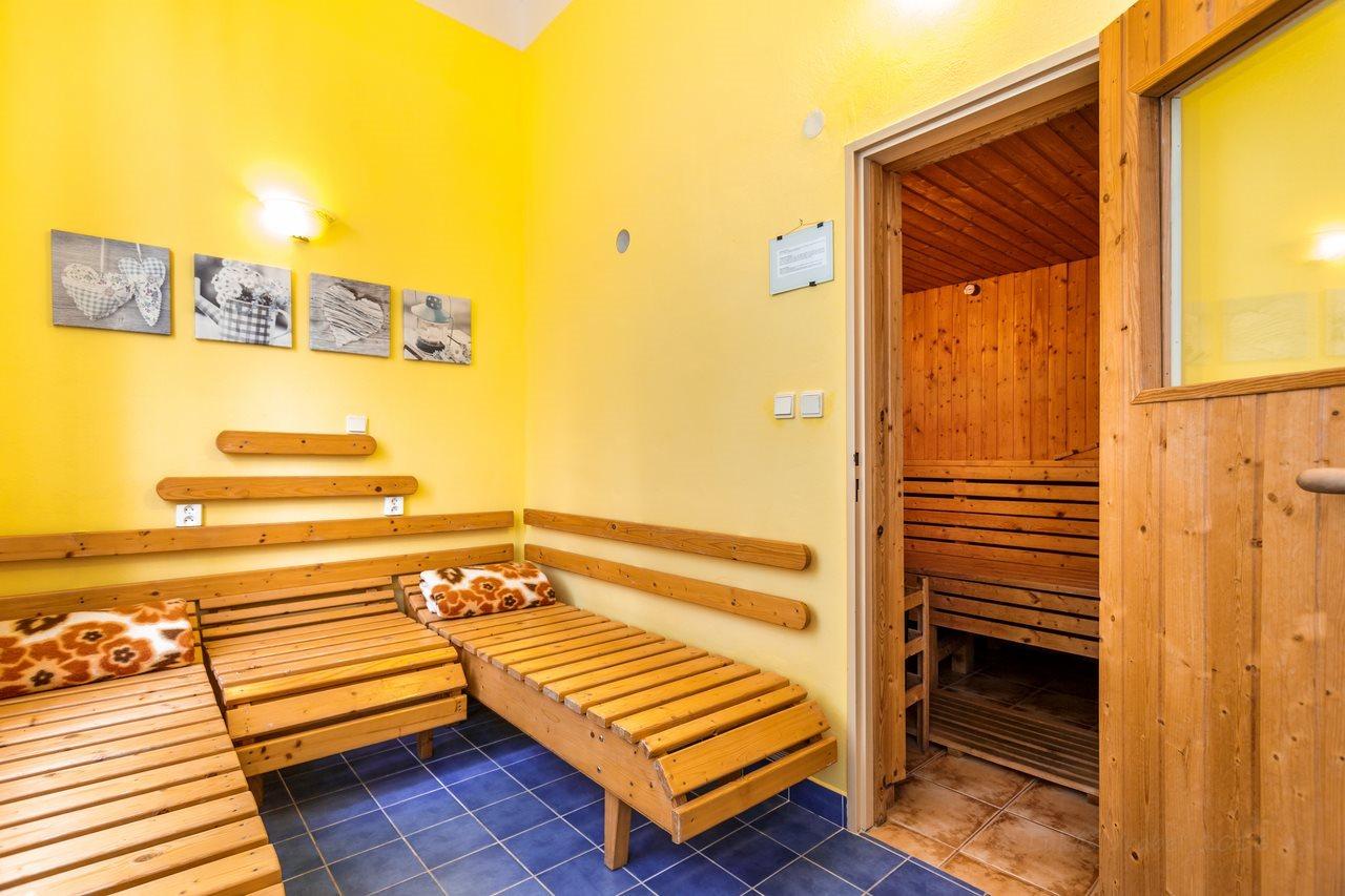 Penzion - Restaurant Atrium Poprád Kültér fotó