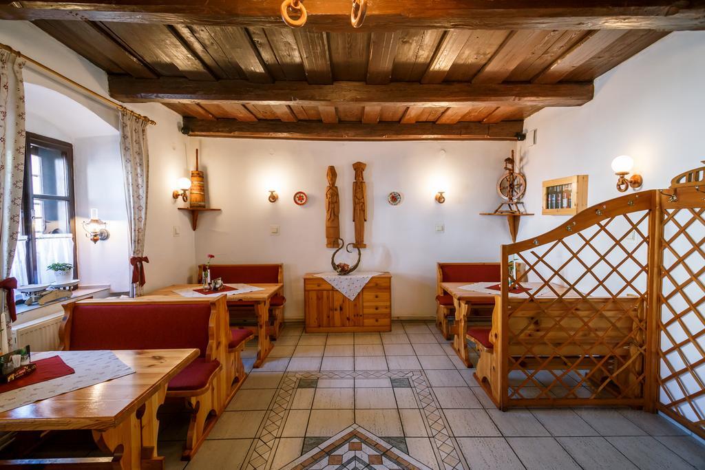 Penzion - Restaurant Atrium Poprád Kültér fotó